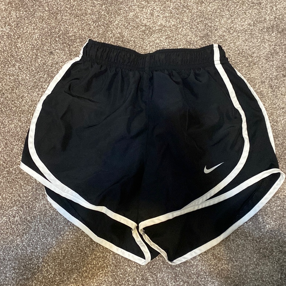 black nike shorts